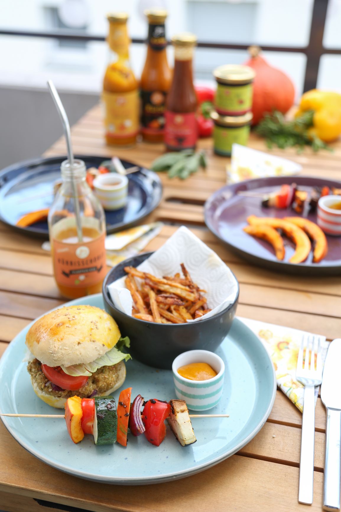 Herzhaft-saftige Kürbis-BBQ-Burger